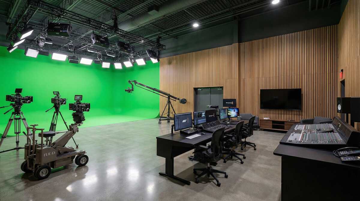 羞羞漫画影视制作工作室